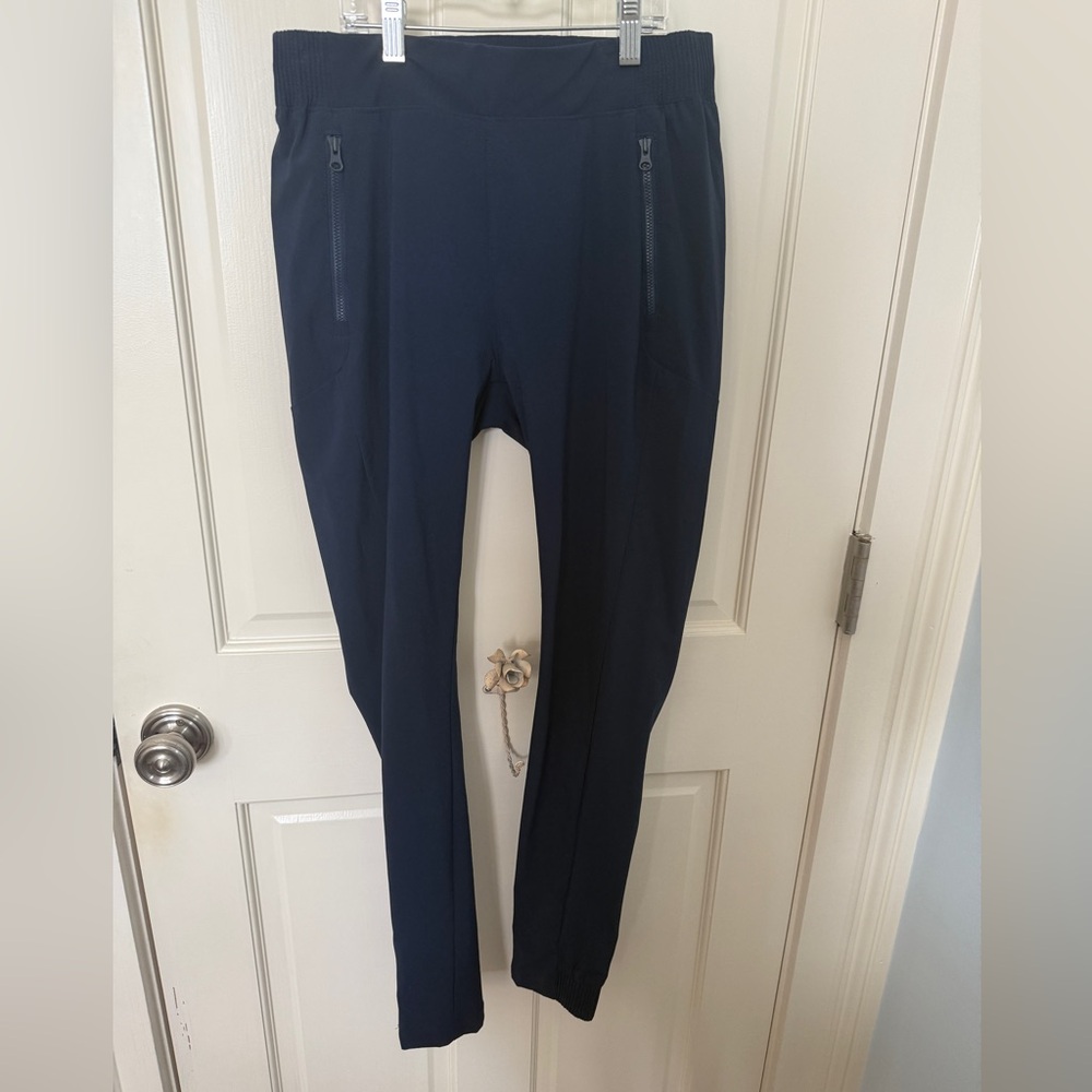 Columbia Women’s Navy Workout Pants